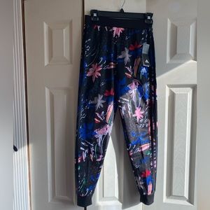 NWT Girls Adidas joggers w/2 pockets Size L (14) Black w/Pink, Blue,Multi-color